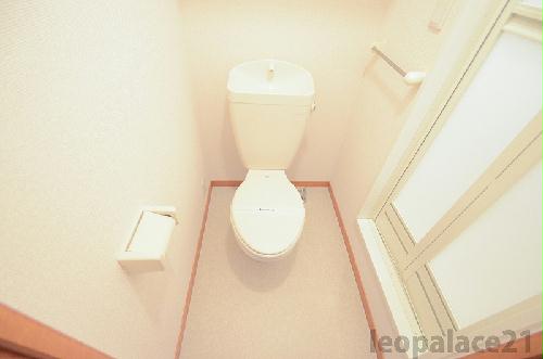 【レオパレスセピアコートのトイレ】