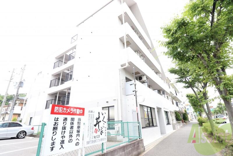 神戸市西区北別府のマンションの建物外観