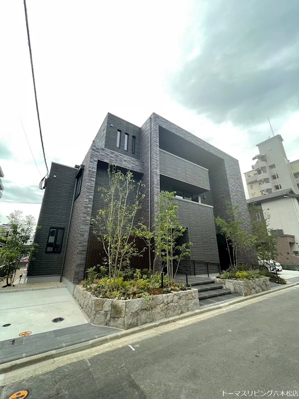 福岡市城南区別府のマンションの建物外観