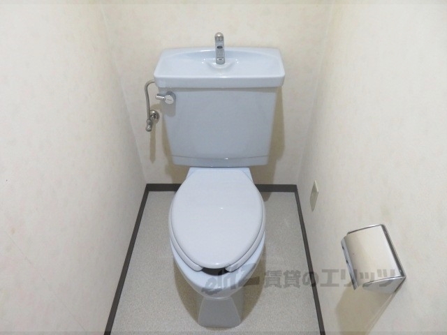 【福知山市厚中町のマンションのトイレ】