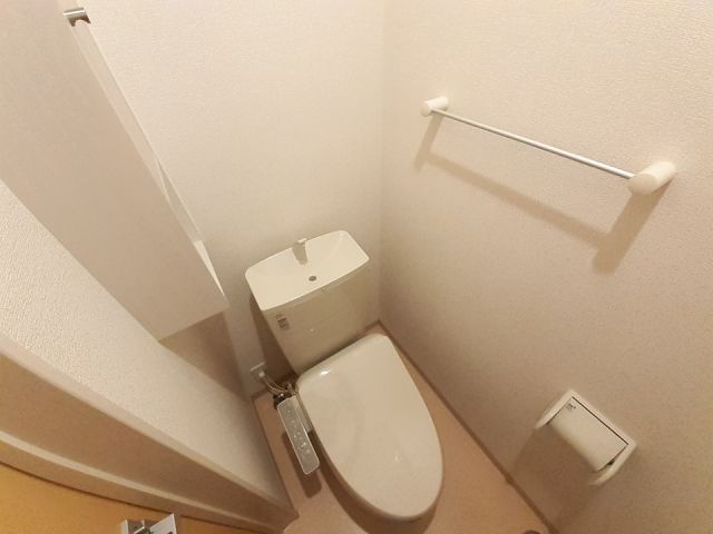 【カナールヴィレＣのトイレ】
