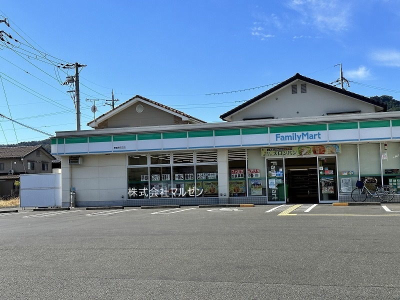 【ヴィオーラ大内野のコンビニ】