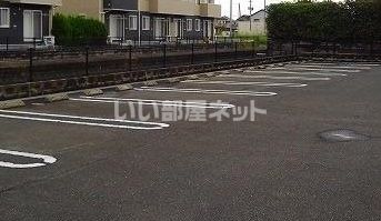 【サンリットＡの駐車場】