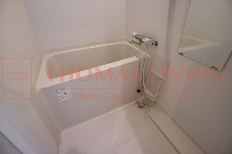 バス・シャワールーム　写真は同型別物件