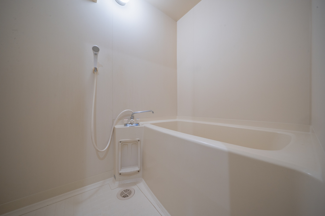 バス・シャワールーム　浴室