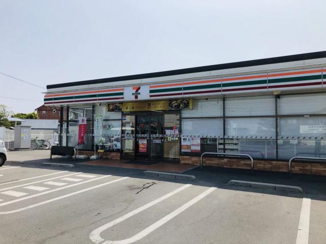 コンビニ　セブンイレブン（コンビニ）まで306m