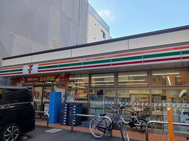 コンビニ　セブンイレブン川崎小川町店（コンビニ）まで50m