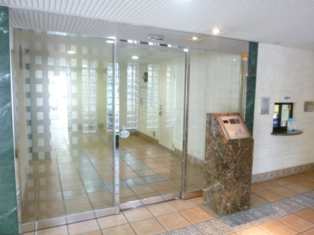 エントランス　エントランス