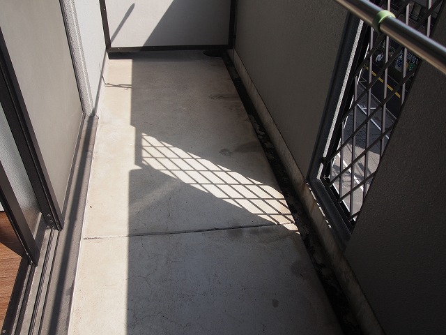 バルコニー　※同マンション別部屋の参考写真です