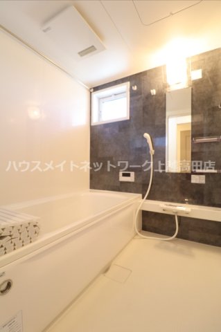 バス・シャワールーム　浴室1坪