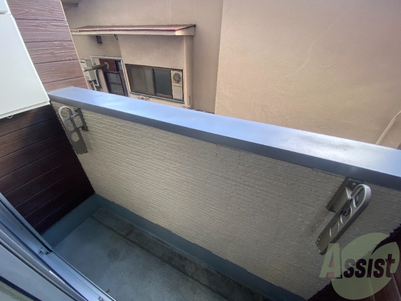 バルコニー　バルコニーは長さも幅も丁度いい広さでした。のびのび出来ますね