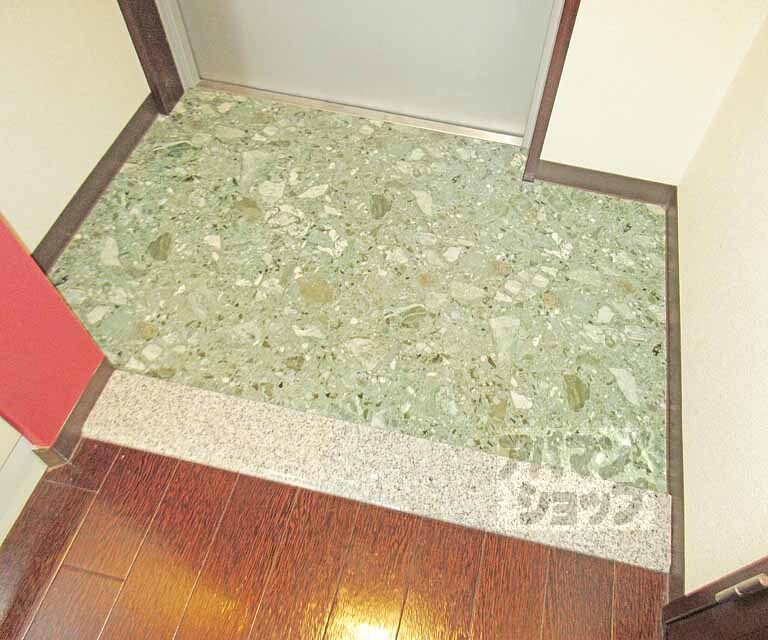 玄関　緑がかわいい・