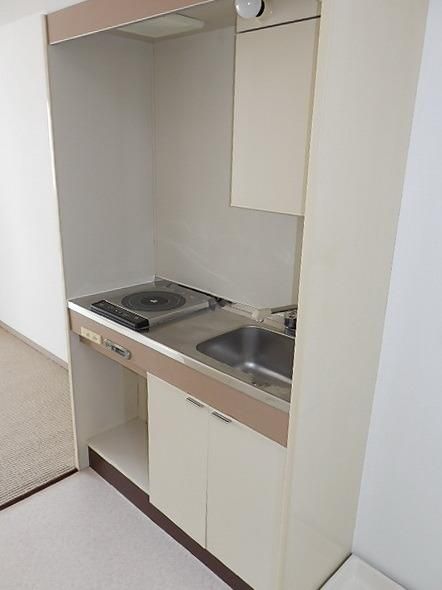 キッチン　IH付きシステムキッチン