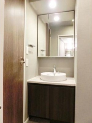 洗面設備　同タイプのお写真です