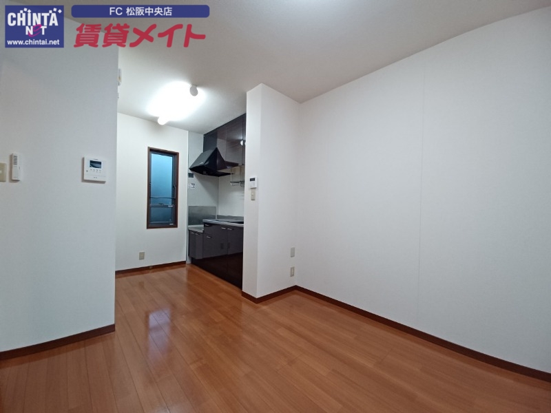 居室・リビング　同型別室のお写真です