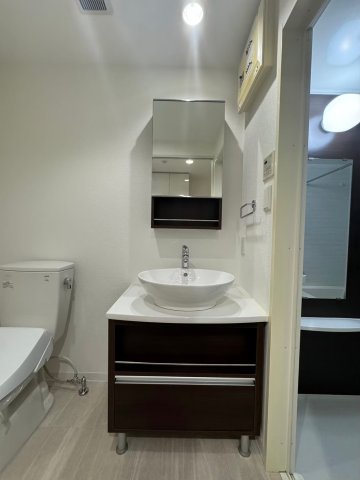 洗面設備　広い洗面スペース