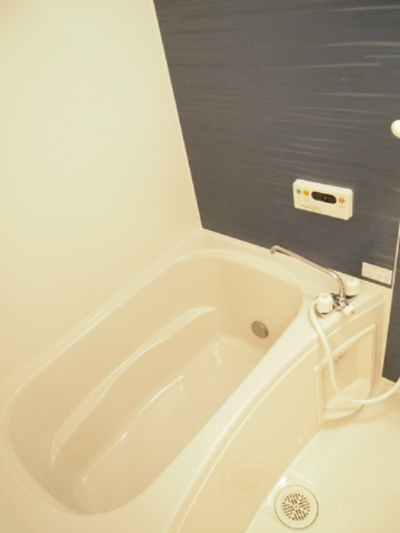 バス・シャワールーム　別号室の写真となります
