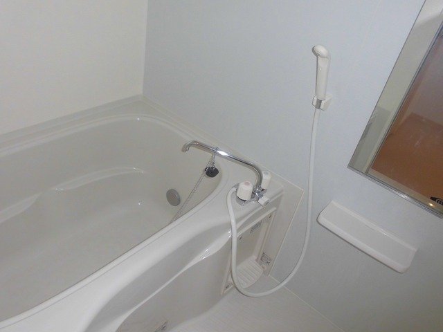 バス・シャワールーム　当社、チルホームのHPもご覧ください(^^)/物件情報多数♪