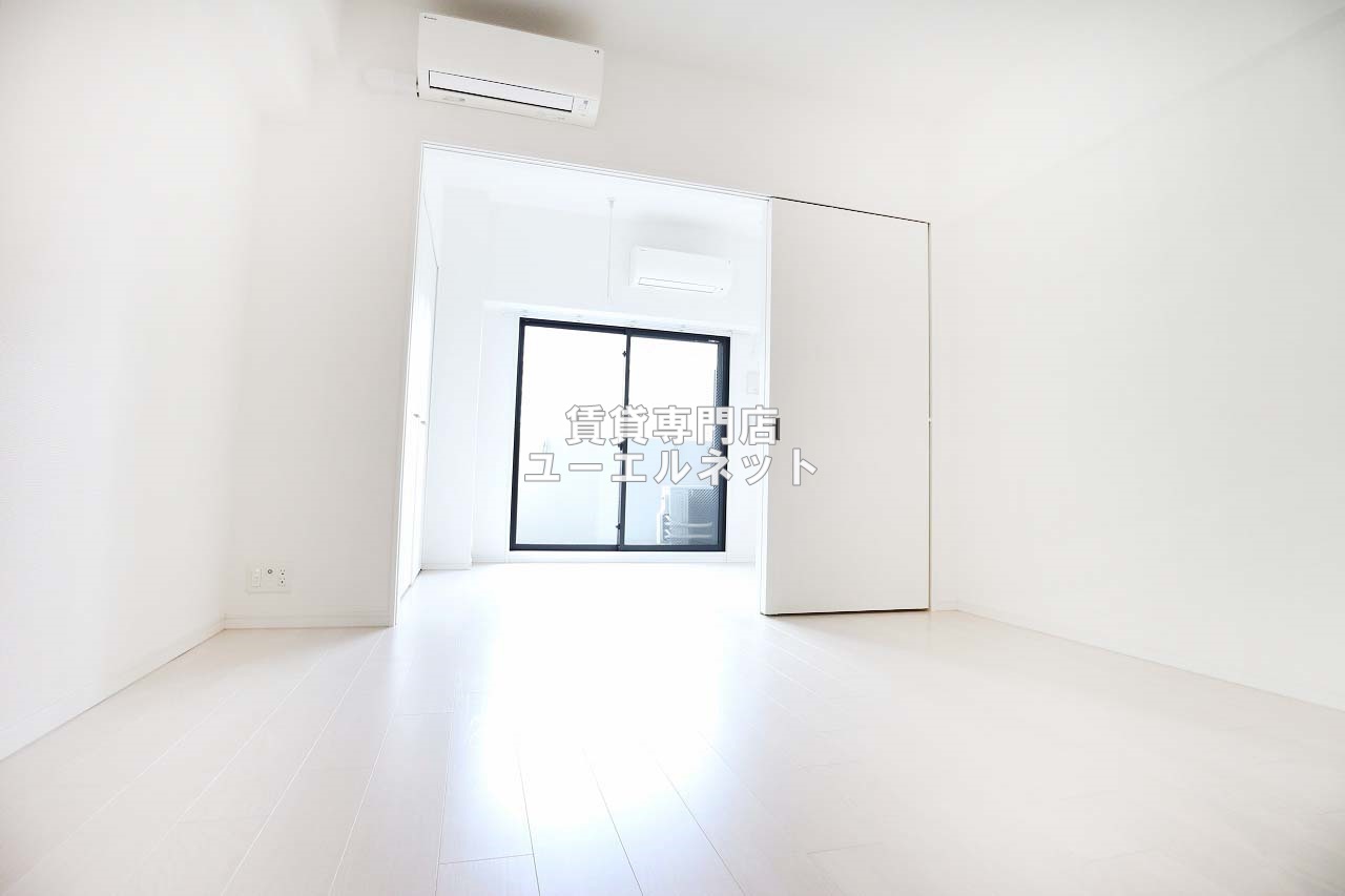 居室・リビング　ゆったりとくつろげる、落ち着きのある居室空間です