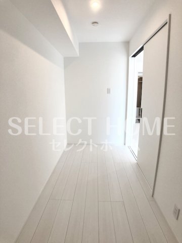 その他部屋・スペース　広くて明るい寝室