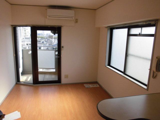 居室・リビング　シャタック清水 (写真間取り反転タイプ)