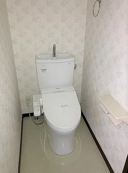 トイレ　コンパクトで使いやすいトイレです※現状優先