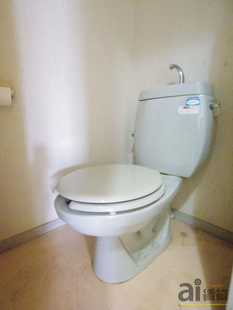 トイレ　※別号室写真です。