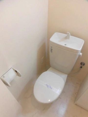 トイレ　綺麗なトイレ