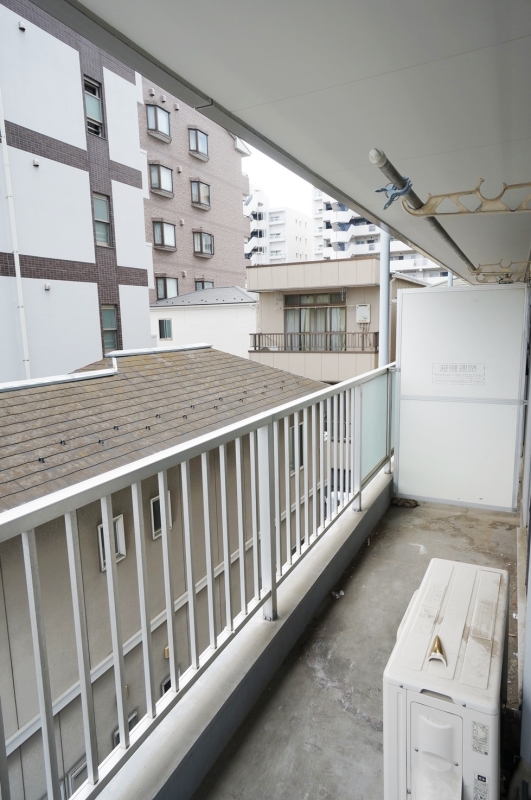 バルコニー　他号室の写真になります。
