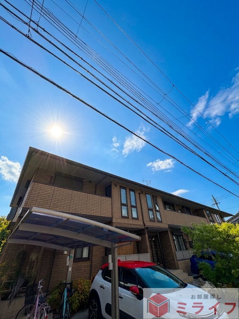 建物外観　大和ハウス施工の高品質住宅。ALSOKで安心の暮らし
