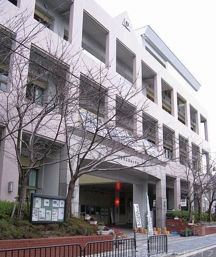 小学校　洛央小学校（小学校）まで680m