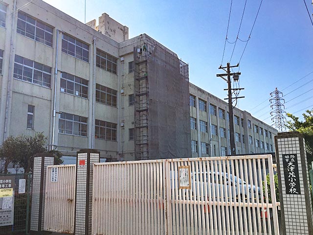 小学校　姫路市立大津茂小学校（小学校）まで500m