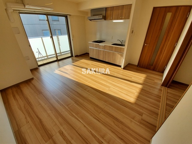 居室・リビング　開放感のあるゆったりとしたお部屋です♪