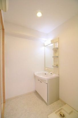 洗面設備　※代表タイプの写真のため実際と異なる場合がございます