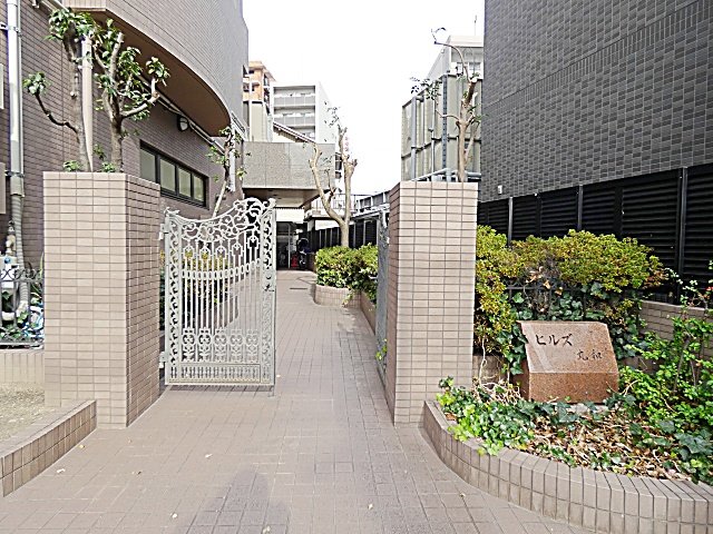 エントランス　清潔なエントランスです