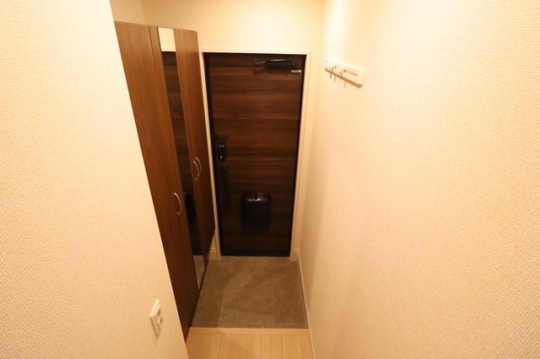 フジクレール Aの玄関写真