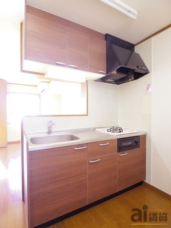 ＪＲ武蔵野線 新小平駅 徒歩5分 3階建 築28年のキッチン写真