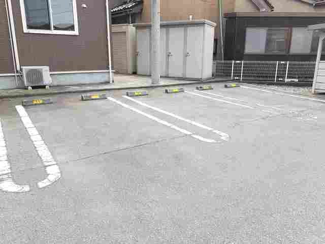 駐車場　駐車場があります