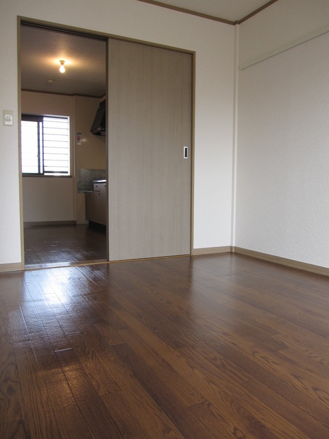 その他部屋・スペース　★洋室６帖★
