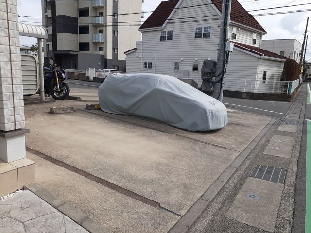 【トライ　ブレーメンの駐車場】