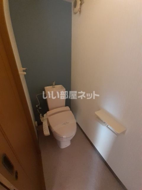 【高津橋農住団地Ｃ棟のトイレ】