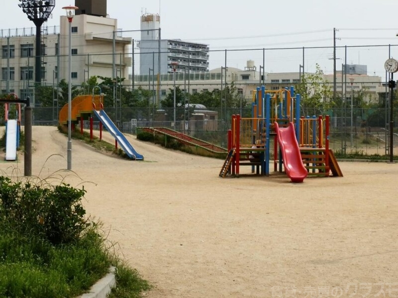 【サニークレスト住吉の公園】