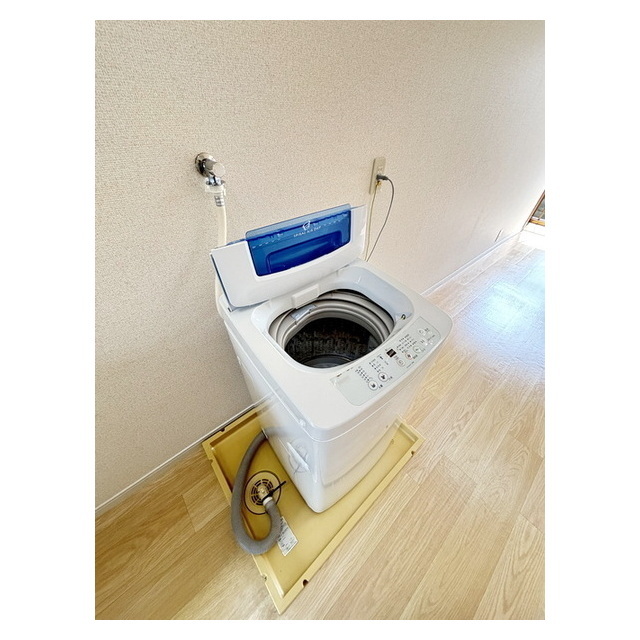 その他　防水板付きの洗濯機置き場