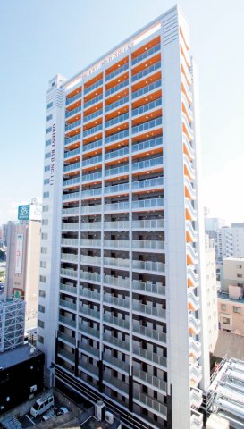 【福岡市中央区高砂のマンションの建物外観】