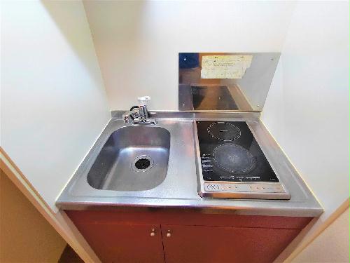 キッチン　設備・使用は号室により異なる為、現況を優先致します。