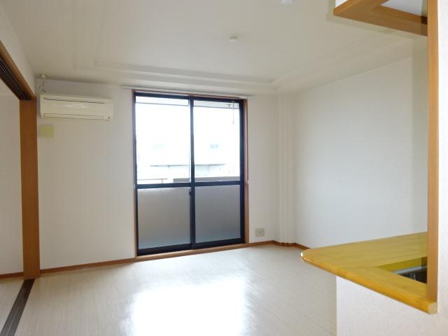 居室・リビング　リビング