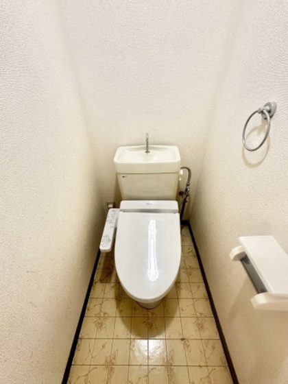 トイレ　※別部屋の写真です