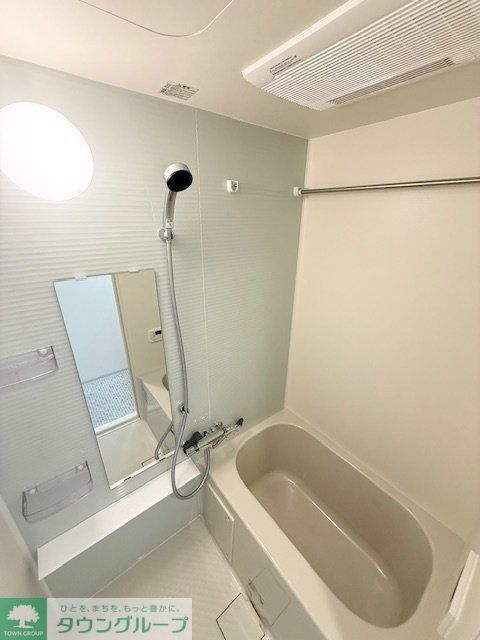 バス・シャワールーム　別部屋参考写真です