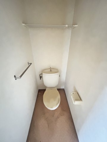 トイレ　清潔感のあるトイレです