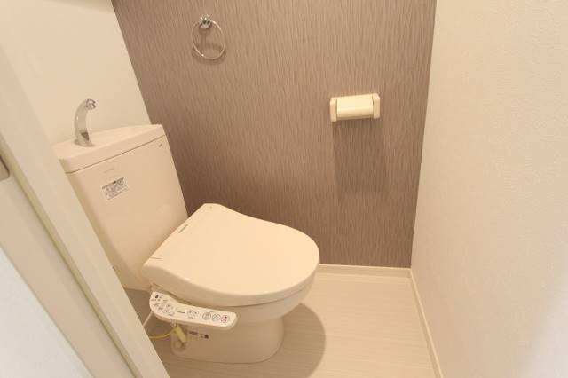 トイレ　１０２号室写真